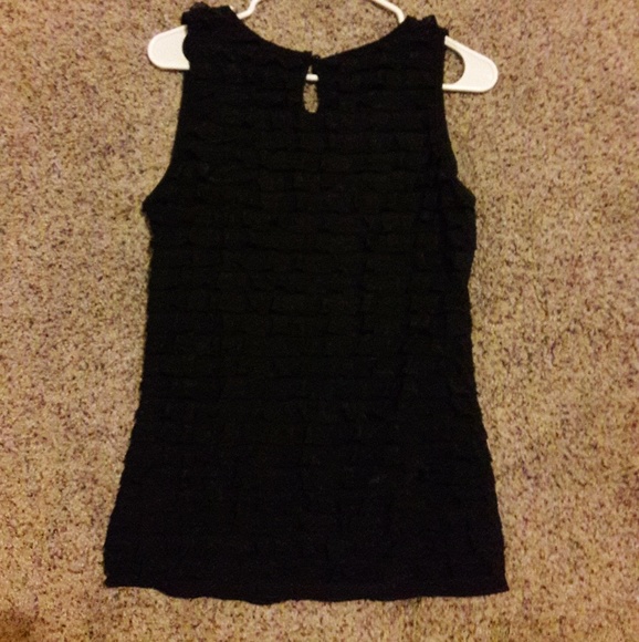 Ladies Ruffle Shirt - Picture 3 of 3